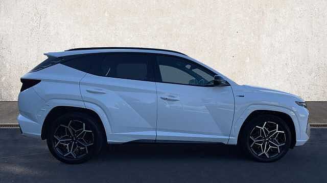 Hyundai TUCSON 1.6 h T-GDi N Line SUV 5dr Petrol Hybrid Auto Euro 6 (s/s) (230 ps) White