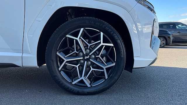 Hyundai TUCSON 1.6 h T-GDi N Line SUV 5dr Petrol Hybrid Auto Euro 6 (s/s) (230 ps) White