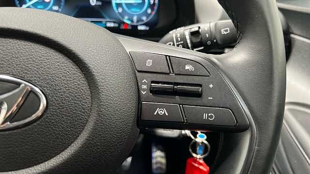 Hyundai BAYON 1.0 T-GDi MHEV SE Connect SUV 5dr Petrol Hybrid DCT Euro 6 (s/s) (100 ps)