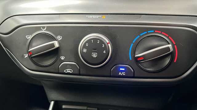 Hyundai BAYON 1.0 T-GDi MHEV SE Connect SUV 5dr Petrol Hybrid DCT Euro 6 (s/s) (100 ps)