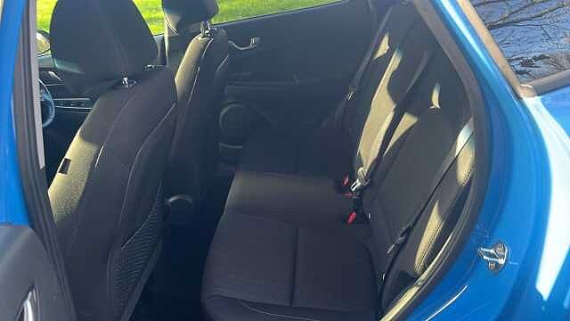 Hyundai KONA 1.6 h-GDi Premium SUV 5dr Petrol Hybrid DCT Euro 6 (s/s) (141 ps)