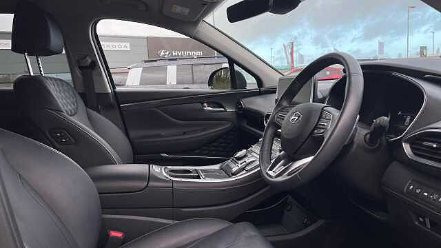 Hyundai Santa Fe 1.6 T-GDi 13.8kWh Premium SUV 5dr Petrol Plug-in Hybrid Auto 4WD Euro 6 (s/s) (2