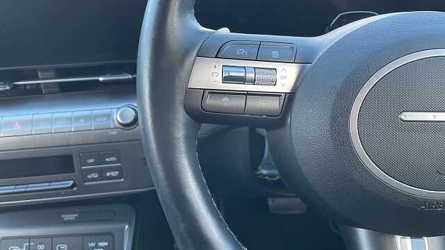 Hyundai KONA 1.6 h-GDi Ultimate SUV 5dr Petrol Hybrid DCT Euro 6 (s/s) (129 ps)