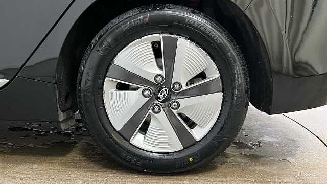 Hyundai IONIQ 1.6 h-GDi SE Connect Hatchback 5dr Petrol Hybrid DCT Euro 6 (s/s) (141 ps)