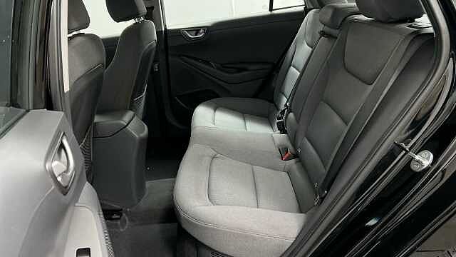 Hyundai IONIQ 1.6 h-GDi SE Connect Hatchback 5dr Petrol Hybrid DCT Euro 6 (s/s) (141 ps)