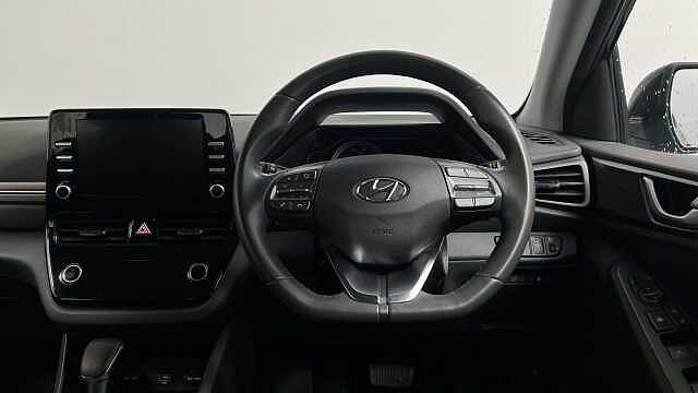 Hyundai IONIQ 1.6 h-GDi SE Connect Hatchback 5dr Petrol Hybrid DCT Euro 6 (s/s) (141 ps)