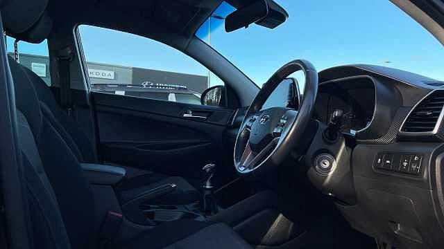 Hyundai TUCSON 1.6 GDi SE Nav SUV 5dr Petrol Manual Euro 6 (s/s) (132 ps)