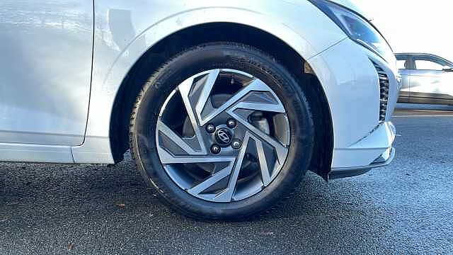 Hyundai i20 1.0 T-GDi Advance Hatchback 5dr Petrol DCT Euro 6 (s/s) (100 ps)