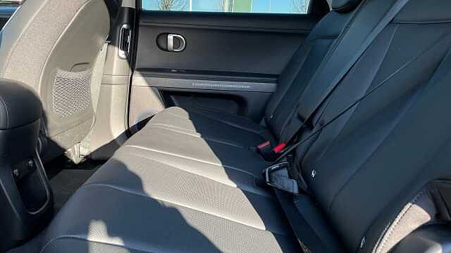 Hyundai IONIQ 5 73kWh Ultimate Hatchback 5dr Electric Auto AWD (305 ps)