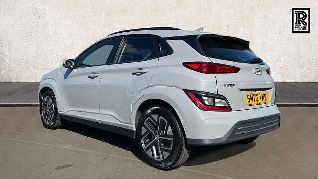 Hyundai KONA 39kWh SE Connect SUV 5dr Electric Auto (10.5kW Charger) (136 ps)