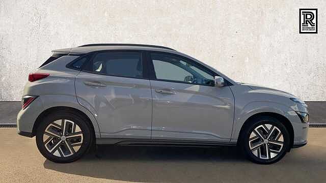 Hyundai KONA 39kWh SE Connect SUV 5dr Electric Auto (10.5kW Charger) (136 ps)