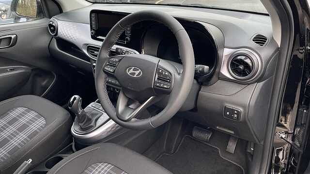 Hyundai i10 1.0 Advance Hatchback 5dr Petrol Auto Euro 6 (s/s) (63 ps)