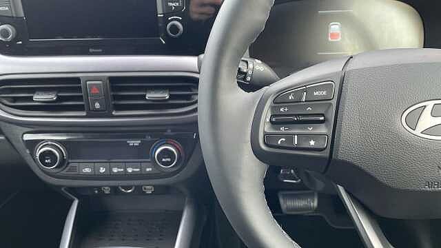 Hyundai i10 1.0 Advance Hatchback 5dr Petrol Auto Euro 6 (s/s) (63 ps)