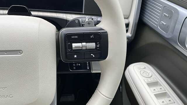 Hyundai Santa Fe 1.6 h T-GDi Ultimate SUV 5dr Petrol Hybrid Auto Euro 6 (s/s) (7Seat) (215 ps)