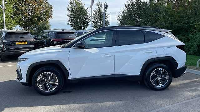 Hyundai TUCSON 1.6 T-GDi 13.8kWh Premium SUV 5dr Petrol Plug-in Hybrid Auto 4WD Euro 6 (s/s) (2