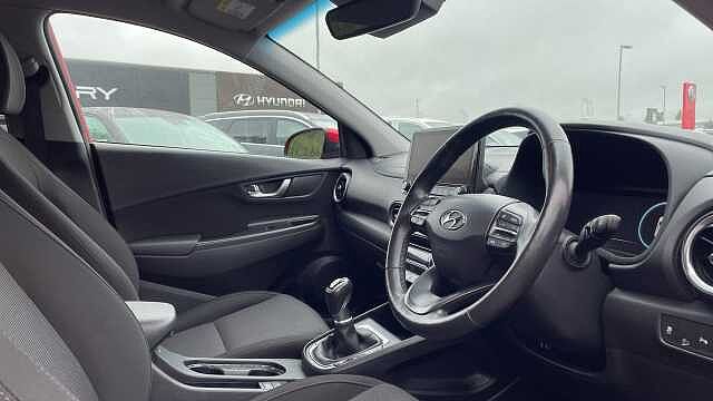 Hyundai KONA 1.0 T-GDi MHEV Premium SUV 5dr Petrol Hybrid Manual Euro 6 (s/s) (120 ps)