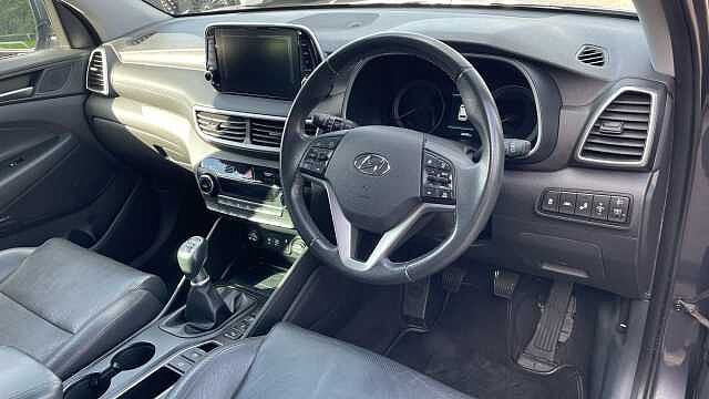 Hyundai TUCSON 1.6 GDi Premium SUV 5dr Petrol Manual Euro 6 (s/s) (132 ps)