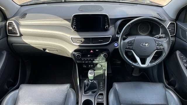 Hyundai TUCSON 1.6 GDi Premium SUV 5dr Petrol Manual Euro 6 (s/s) (132 ps)